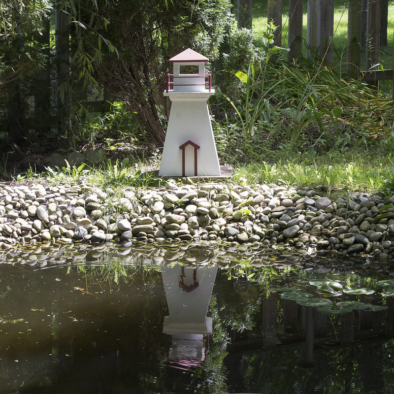IMG_1039 Lighthouse by the Pond (square crop)