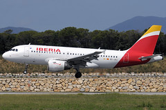 Iberia A319-111 EC-JXJ GRO 26/08/2018