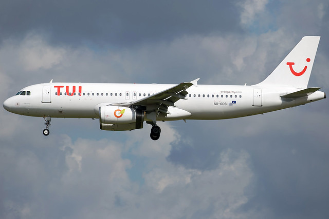 TUI Airlines A320-232 SX-ODS