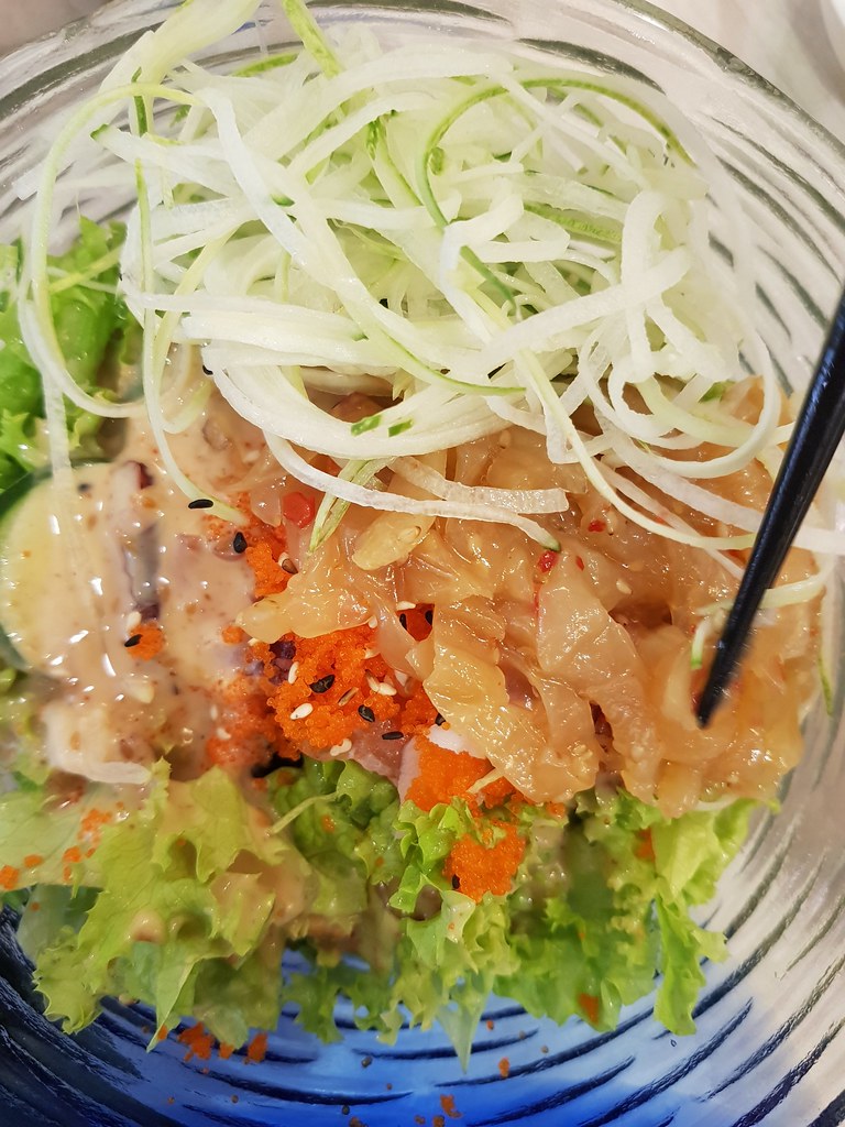 海蜇 Chuka Kurage rm$4.80 on 刺生沙拉 Sashimi Salad rm$9.80 @ 明太寿司 Sushi Mentai USJ9