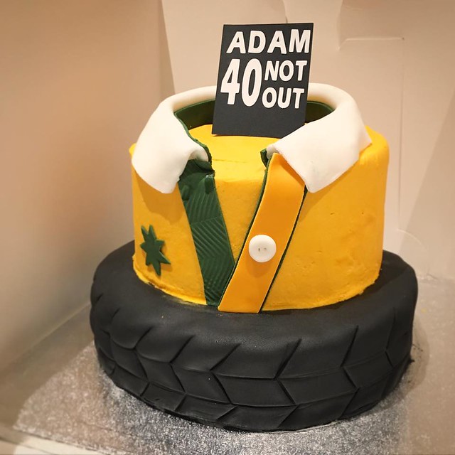 Sports Themed Cake by Adél's Beautiful Bakes