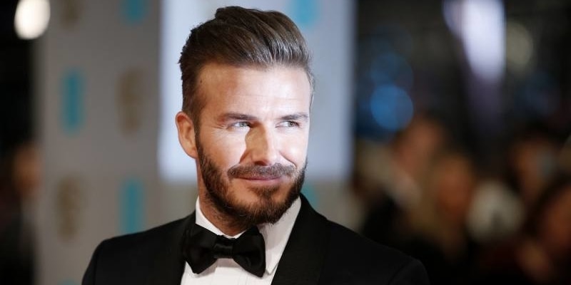 Gaya Rambut Pemain Bola David Beckham 2018