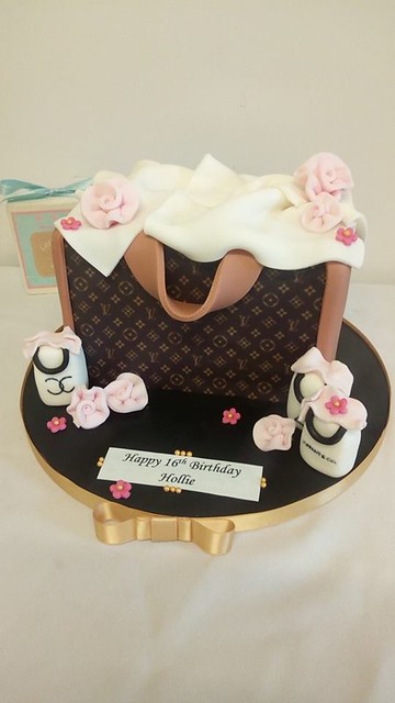 Cake by Little Lucy's Bakery