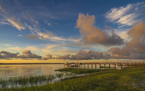 a7rii alpha beaufort datawisland emount fe1635mmf4zaoss ilce7rm2 morganriver sc sony south southcarolina sparrownestpoint sthelenasound atardecer bluesky boat clouds dusk fullframe grass landscape lowcountry mirrorless pier puestadelsol sunset water