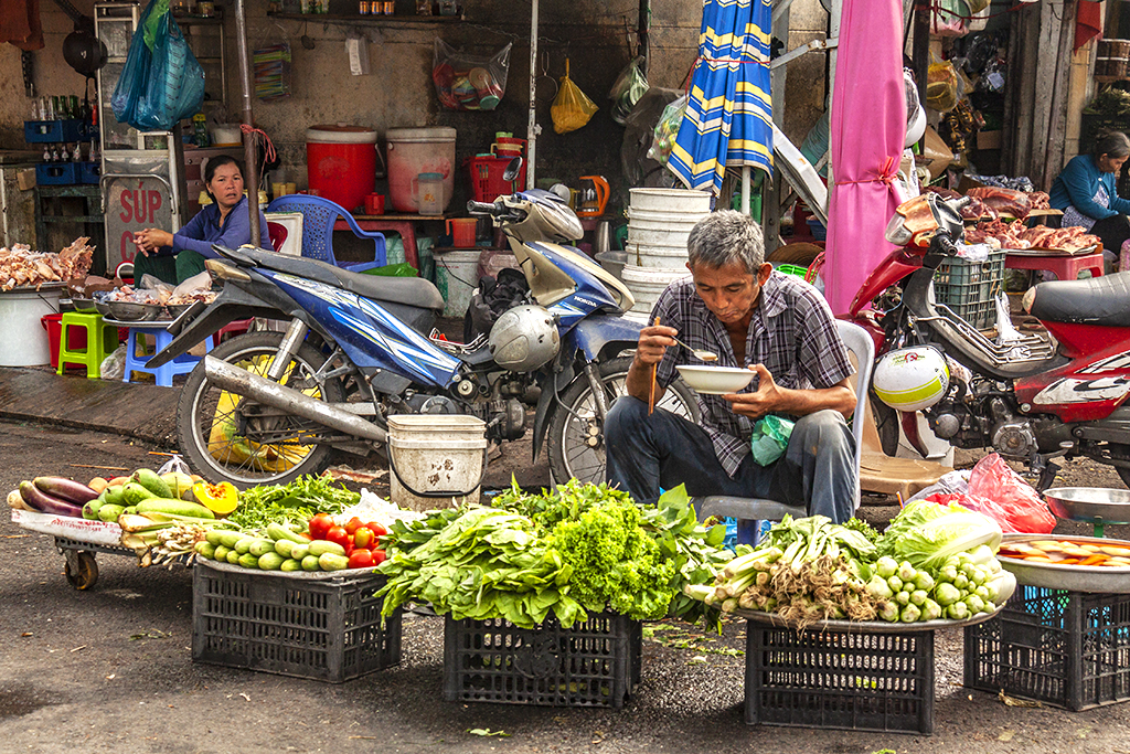 Market next to Cho Lon bus station--Saigon 2
