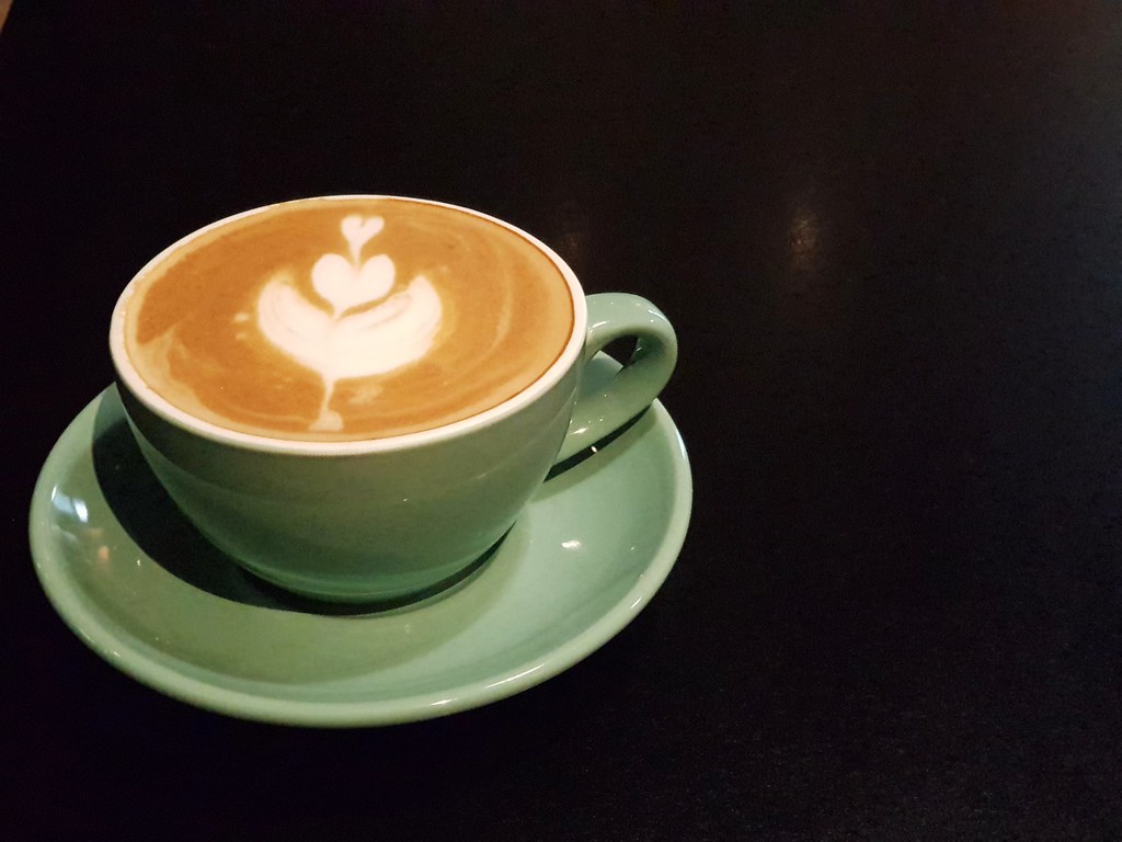 Flat White rm$10 @ Butter + Beans at Seventeen at PJ Happy Mansion Section 17