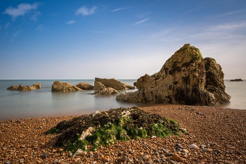 longexposure seaweed summer beach nikon d7100 samphirehoe sea water nd1000 pebbles nisi dover kent tamron1024f3545diiivchld rocks england