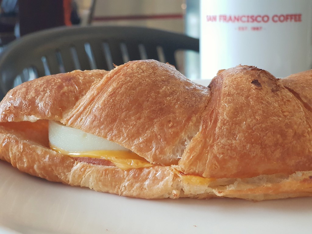 火鸡,蛋和奶酪羊角面包配西茶 Turkey, Egg & Cheese Croissant w/Tea rm$10.90 @ San Francisco Coffee KL Etiqa Tower