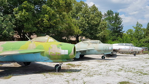bulgaria yambol museum combat glory музей на бойната слава preserved lim5 mikoyangurevich mig17 air force serial 68 159 mig15uti 121 aero l29 delfín 73
