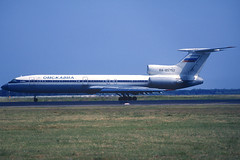 Omskavia TU-154M RA-85752 BCN 27/06/1998