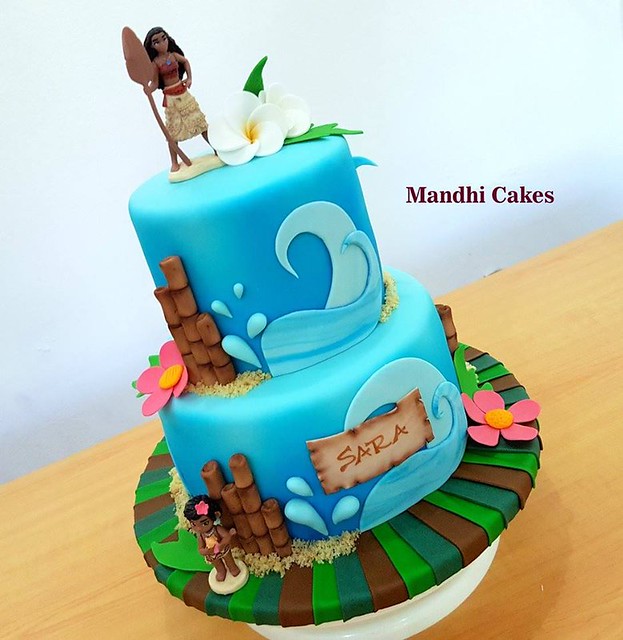 Cake by Mandhi Cakes