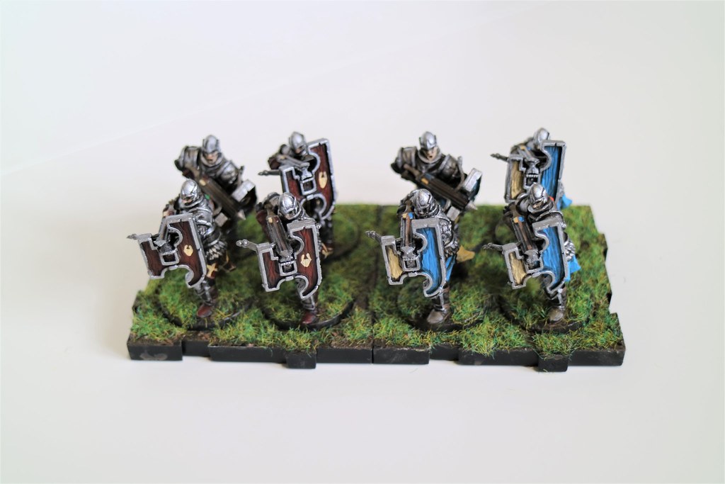 Runewars Miniatures Daqan Crossbowmen Front