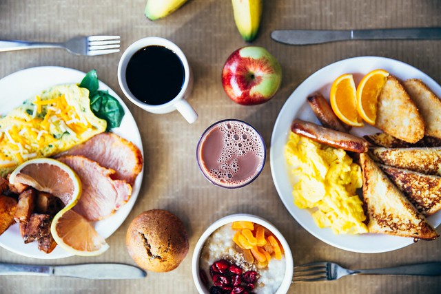 Flatlay image of breakfast to represent the event