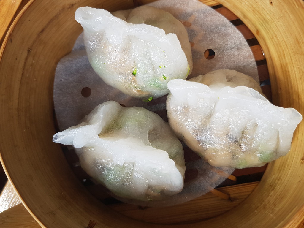 "Prawn" Har Gaw dumpling (3pc) AUD$10, Shitake mushroom w/Asparagus Truffle oil dumplings AUD$12 & Cafe Latte AUD$4.50 @ Bodhi near of St.Mary Cathedral, Sydney
