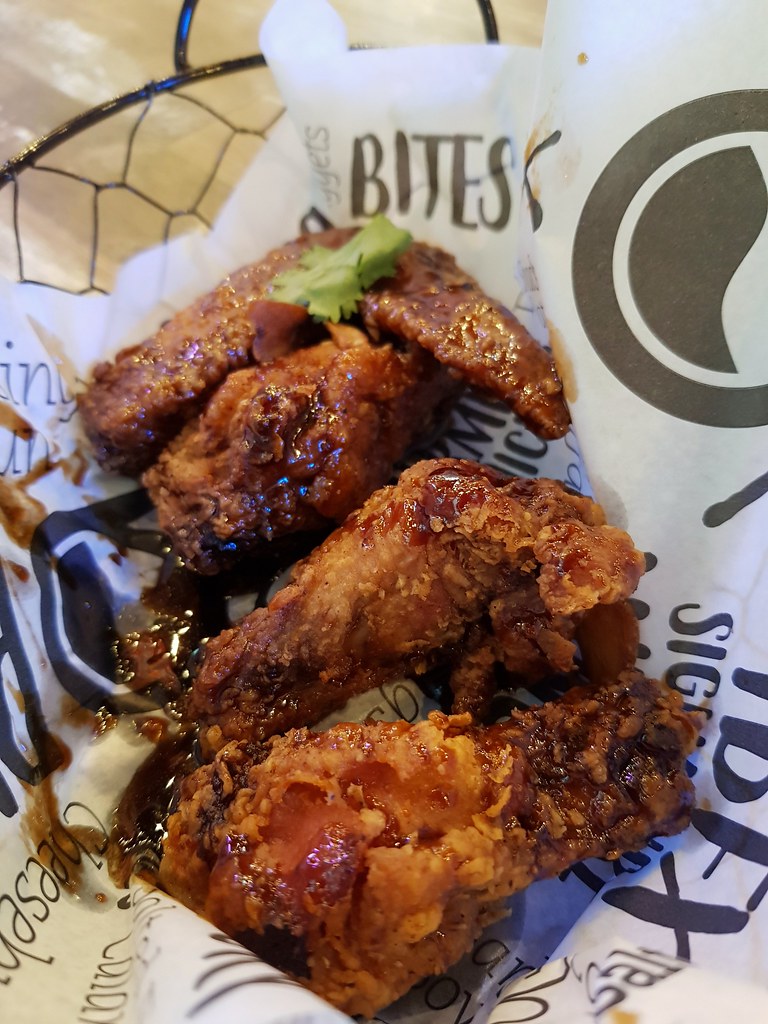 Garlic Soy Wings rm$13.21 @ The Beer Factory Express Sunway Geo