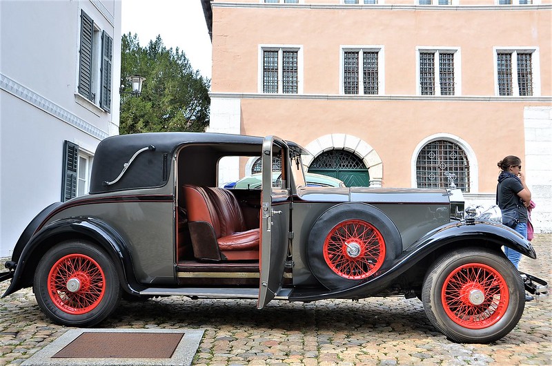 Vintage Rolls Royce 16.09 (3)