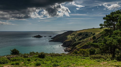collaton fishachre devon boat outdoors national trust clouds cliff tamron canon 5d mark iv