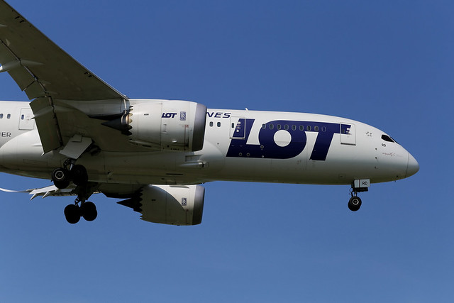 LOT Polish Airlines SP-LRD