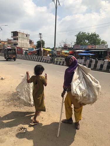 City Life - The Mother as a Waste Picker, Gurgaon