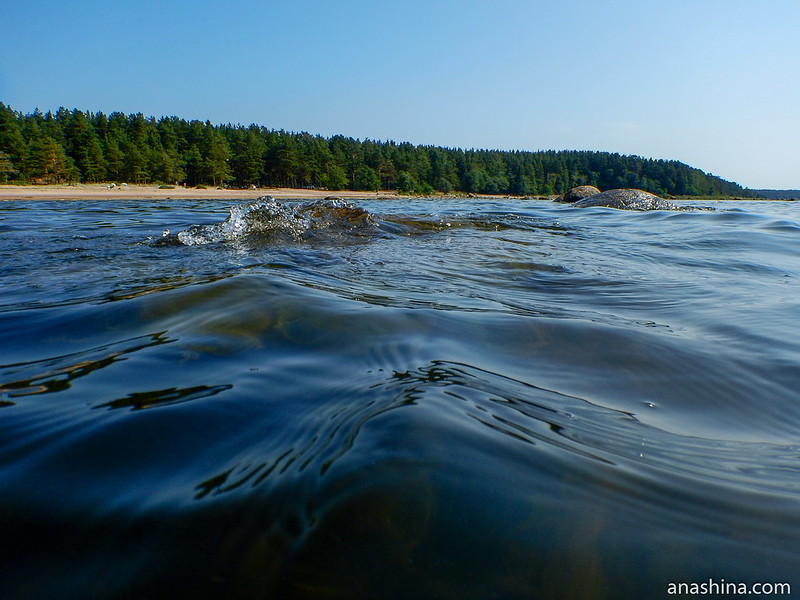 Валуны в воде, Балтийское море