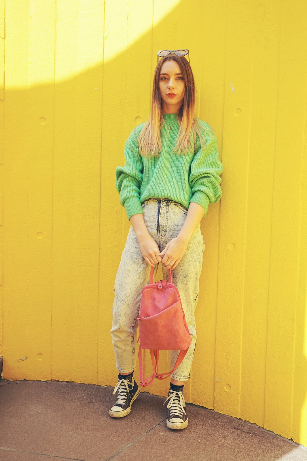 Bright knit, converse, pink and green
