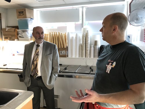 Mayor Visit to Snowman Ice Cream
