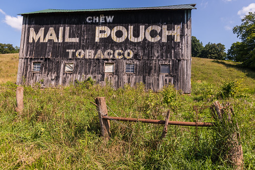 route62 usroute62 us62 barn chewingtobacco signage