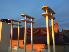 Beautiful modernist architecture in rural France - Photo of Tersannes