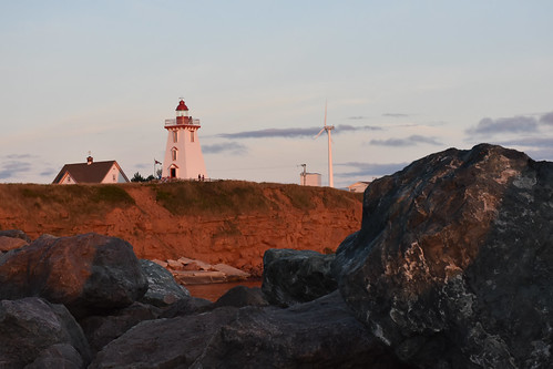 canada pei princeedwardisland souris lighthouse
