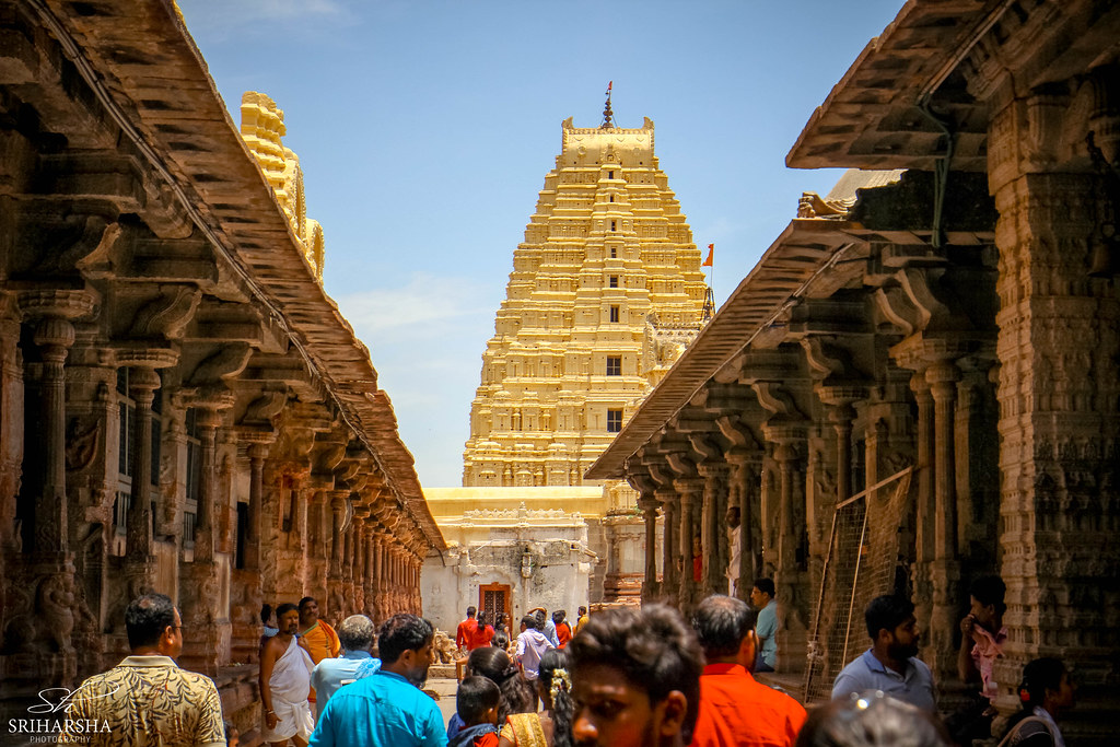 Virupaksha Temple, Hampi – Discover India