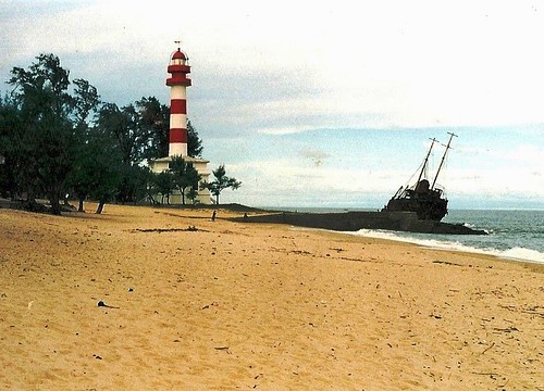 lighthouse shipwreck