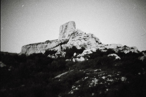 marseille blur france mountain night rocks calanques park dark colorado rock