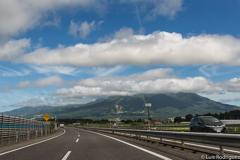 El monte Bandai entre las nubes