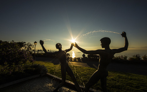 canon6d landscape statues sun sunrise fountain morges switzerland sky blue