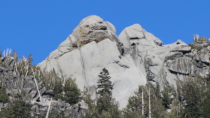 Zoomed-in view of Jakes Peak's Summit Block from Rubicon Lake - it looks a bit like a face
