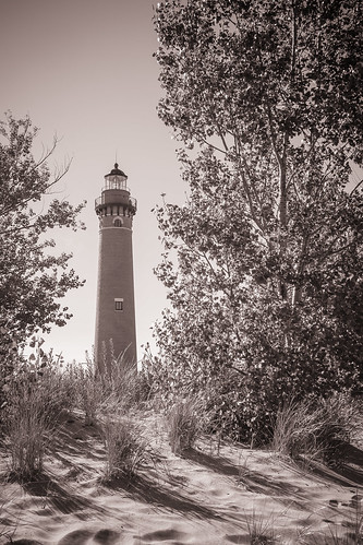 lighthouse beach lakemichigan michigan puremichigan monochrome blackandwhite blackwhite ludington littlesable littlesablelighthouse