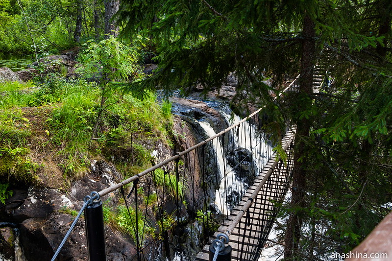 Водопад Ахвенкоски, Рускеальские водопады
