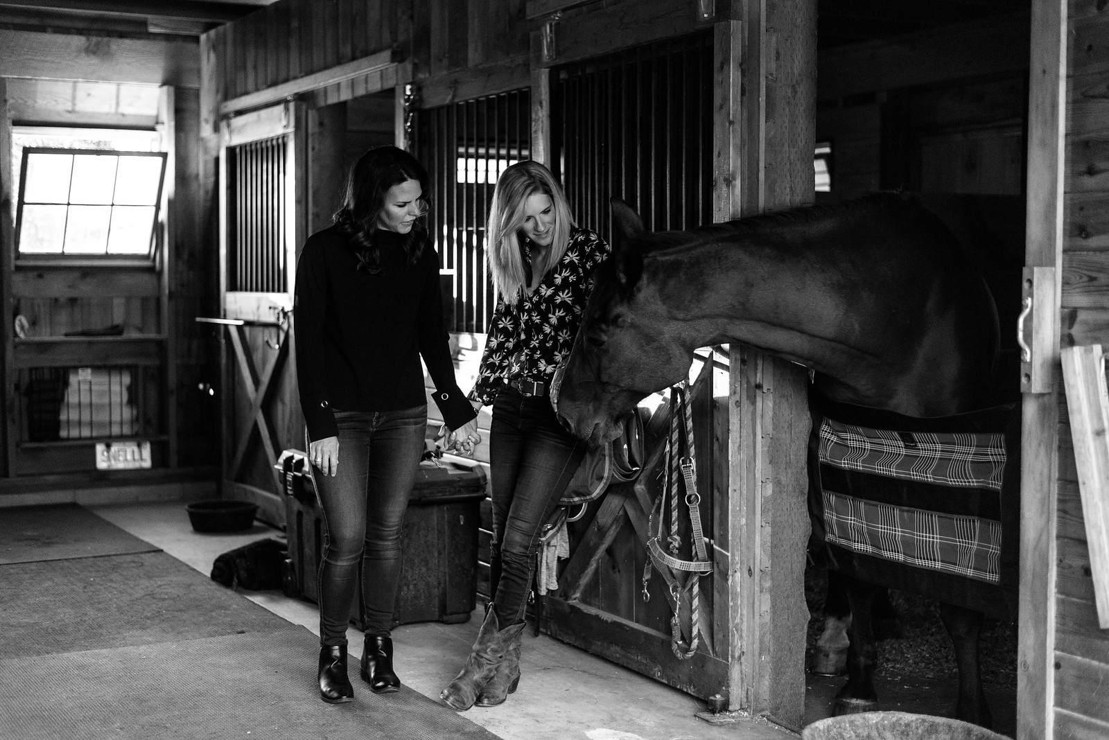 Horse Farm Engagement Photography on juliettelaura.com