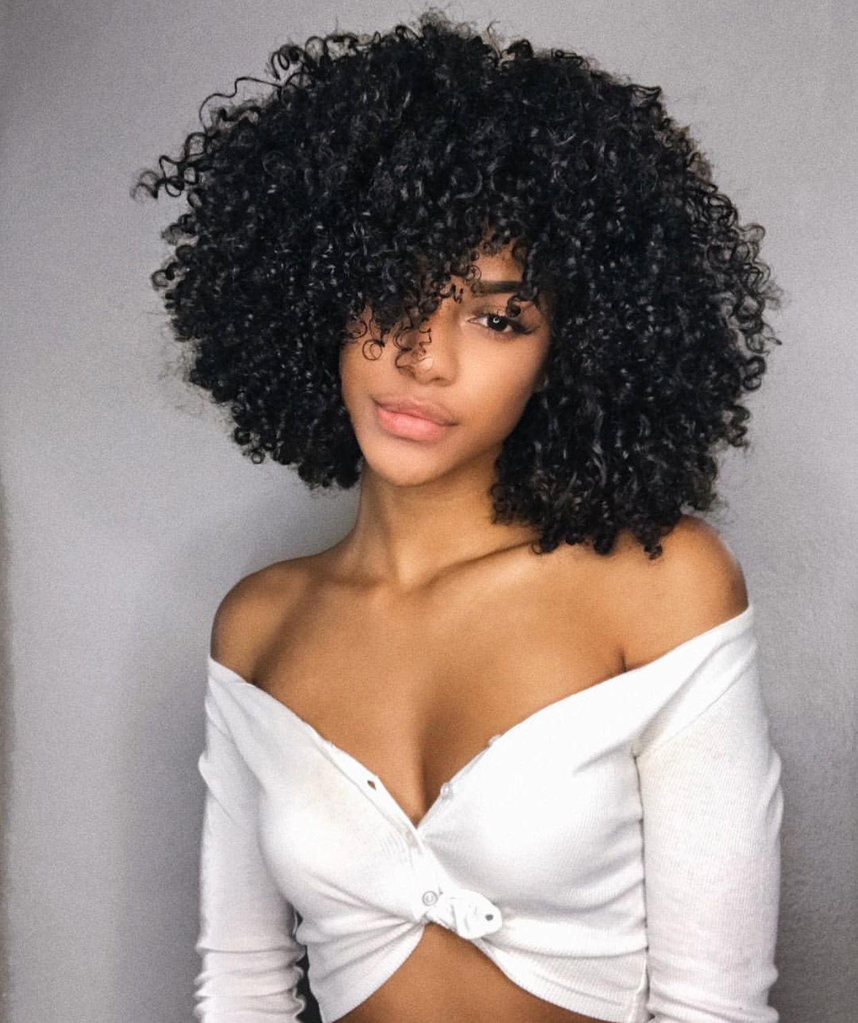 Best Haircuts For Curly Hair 2019 That Stand Out 17
