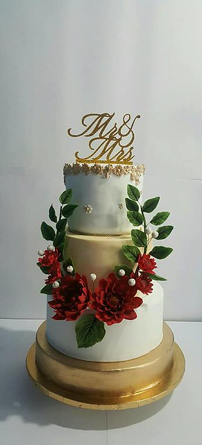 Cake by Aishath Sheryn from Aishan Cakes Maldives