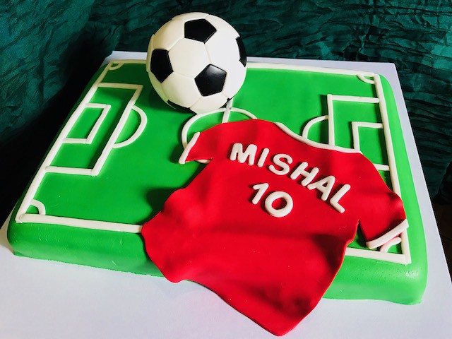 Football Fan Cake by Aminath Sheeza of She Tones - Fun To Be Fit