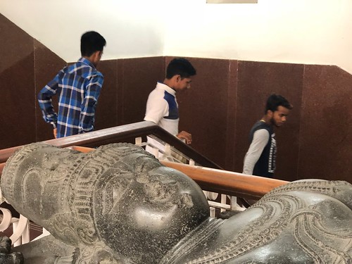 City Hangout - Vishnu's 16th Century Statue, National Museum