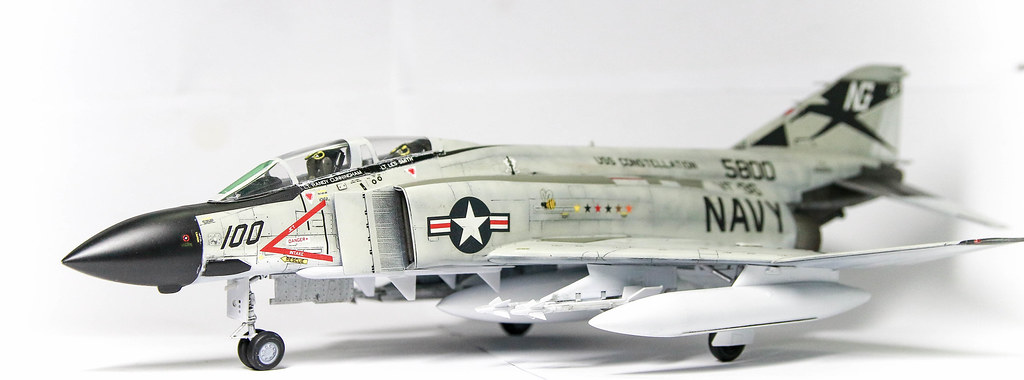 Hasegawa F-4J Phantom II Show Time 100 #07206 1:48 scale