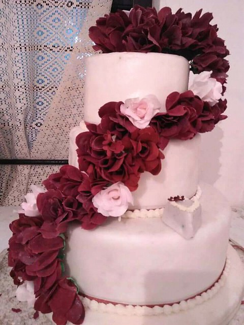 Cake by Jayomi Seneviratne