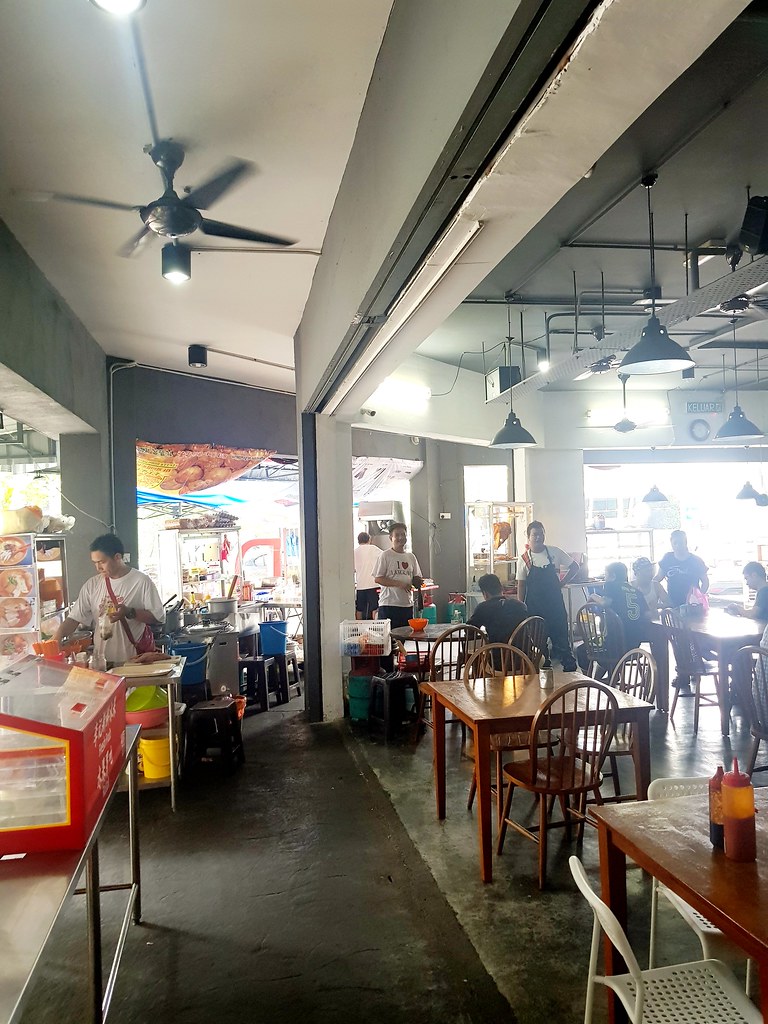 @ 槟城"阿姨"炒粿條档 Penang Char Kuey Teow stall at One Kopitime at USJ One City