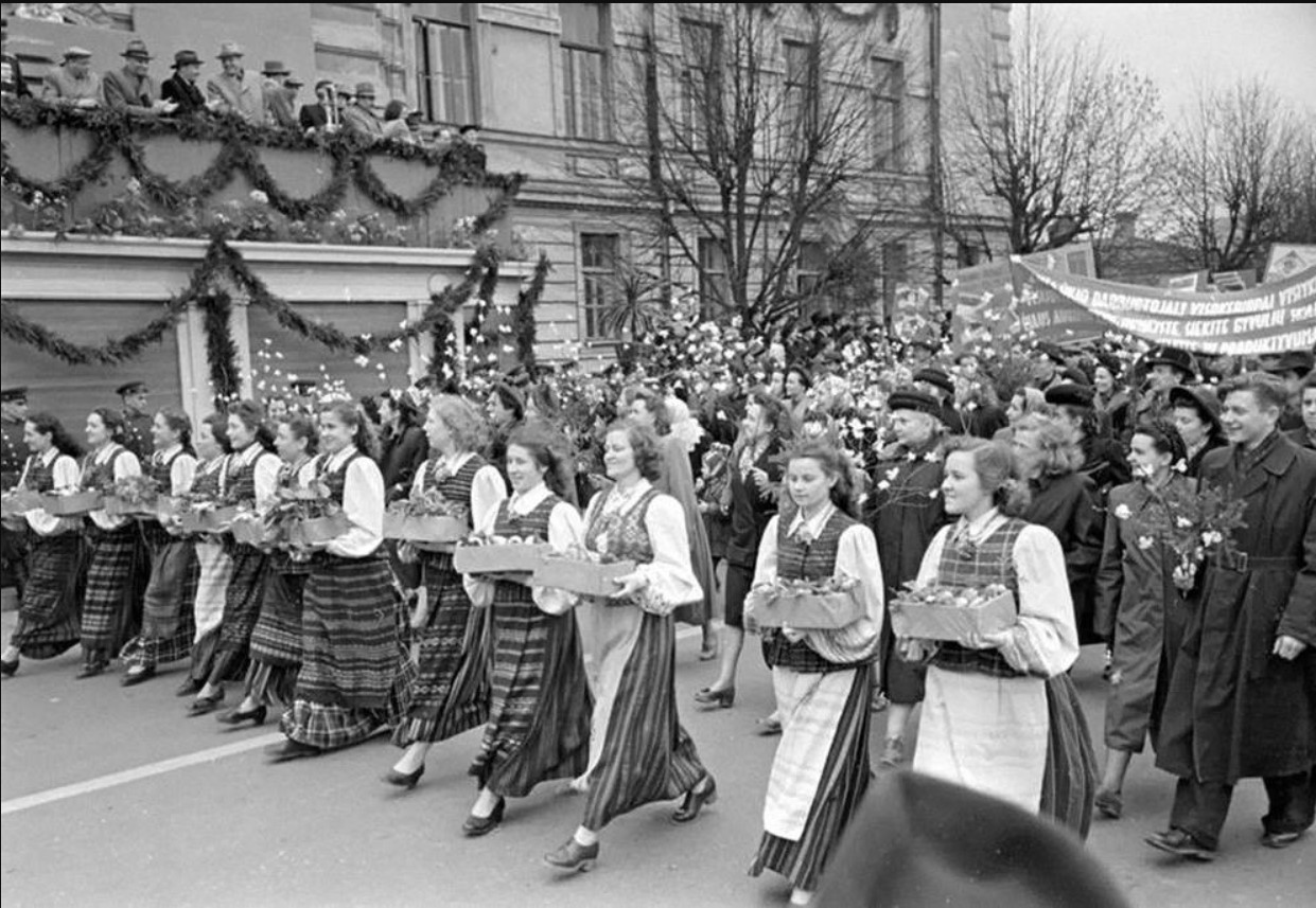 1947. Первомайская демонстрация в Вильнюсе