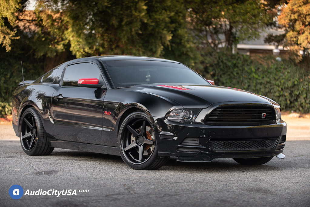 For this 2014 Ford Mustang GT our customer wanted a Mustang wheel with a re...
