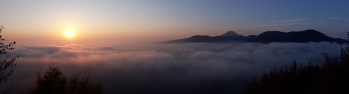 alba sunset sole nebbia fog paesaggi landscape appenini revellone castelletta marche estate summer montagne mountains panoramica