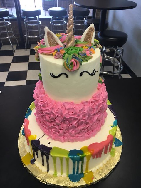 Cake by Saweet Cupcakes