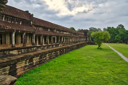 gallery angkor wat angkorwat temple ancient ruins archeology archeological park history historical monument green grass trees grey sky clouds overcast siem reap siemreap cambodia southeast asia sony alpha 77 slt dslr southern south